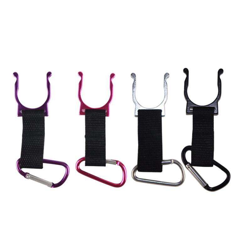 OUT042 Water bottle hanger with carabiner