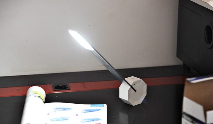 LT0001 octagon chargeable table lamp
