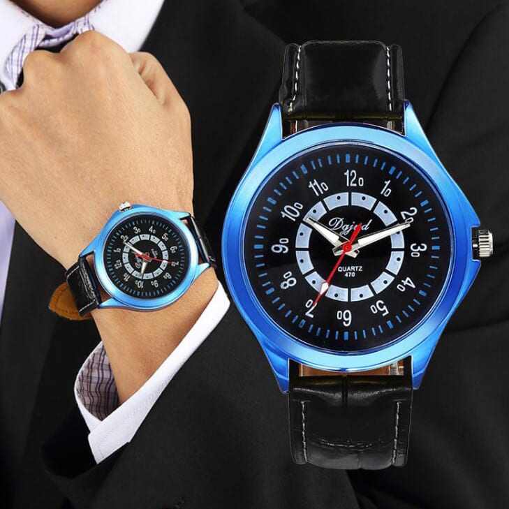 WA0090 Businesss men watch